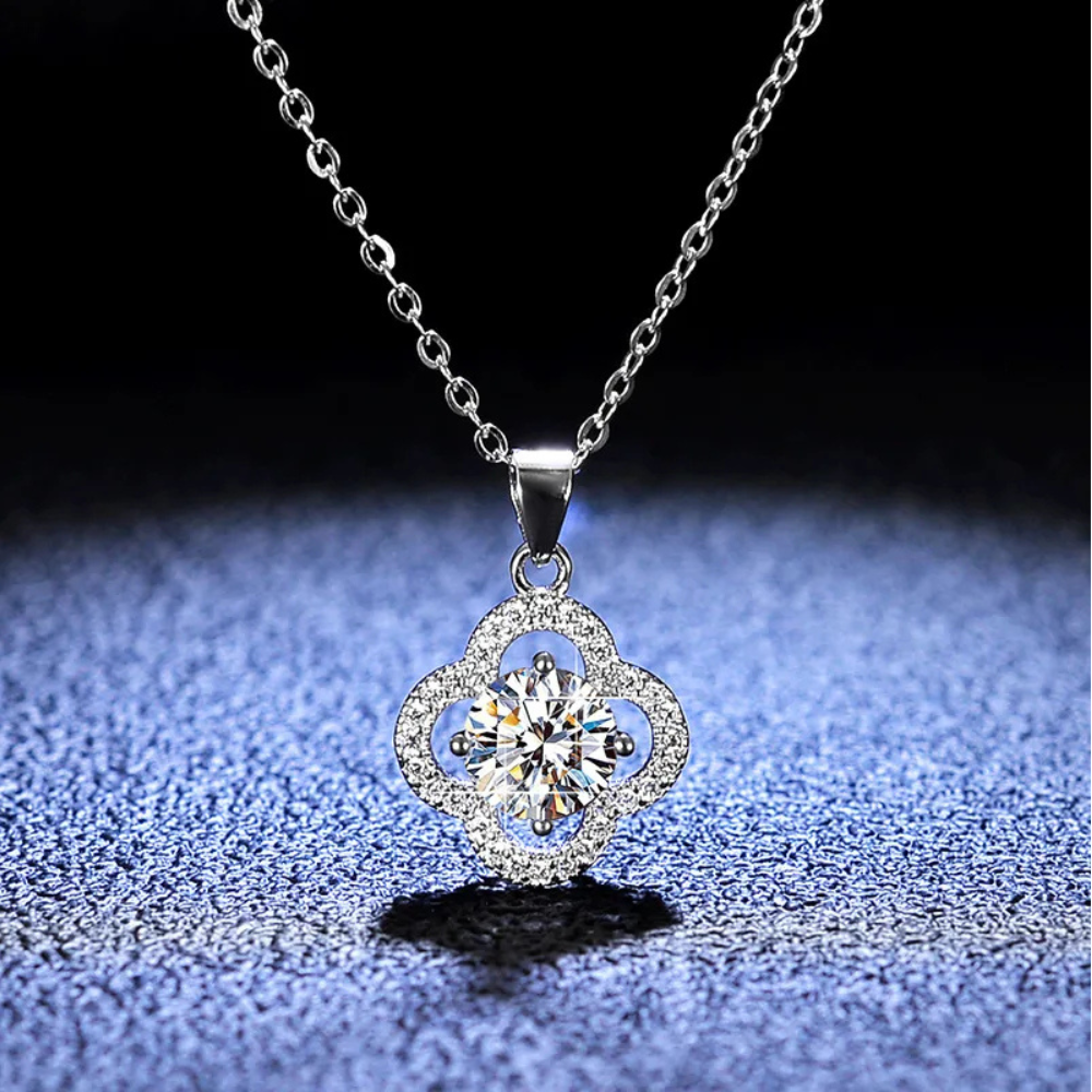 Clover and Solitaire Necklace - Image 6