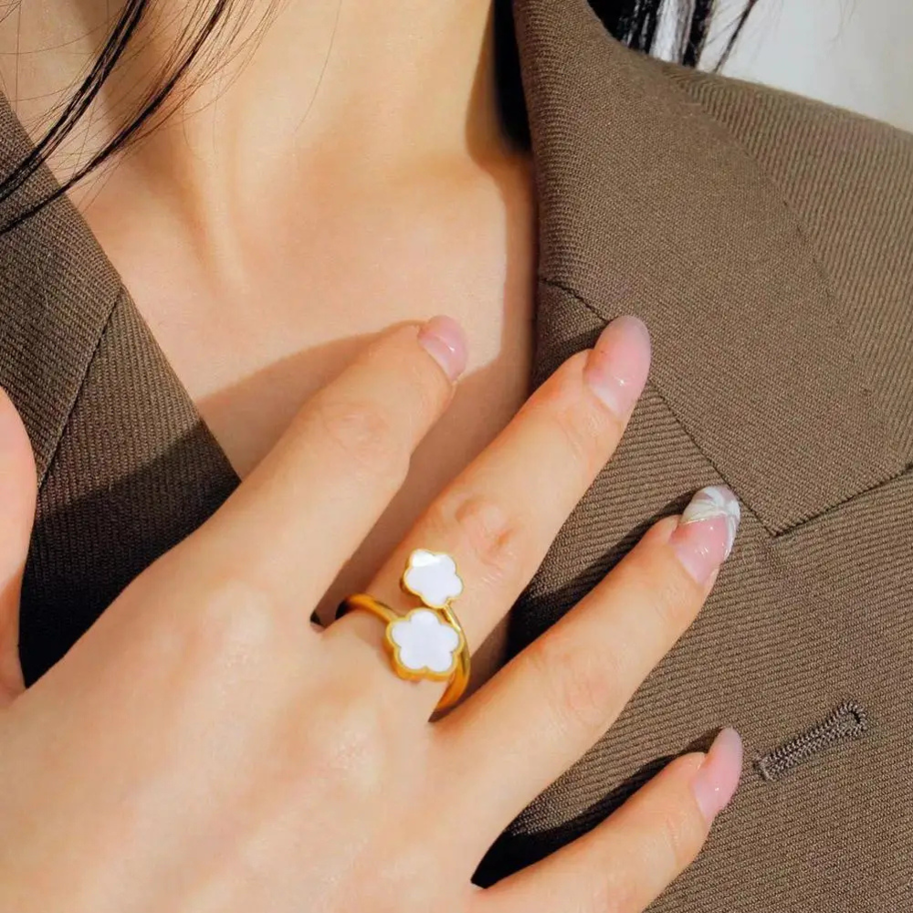 Double Clover Mother of Pearl Ring - Image 6