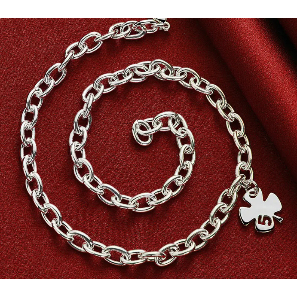 Five Clover Necklace - Image 4