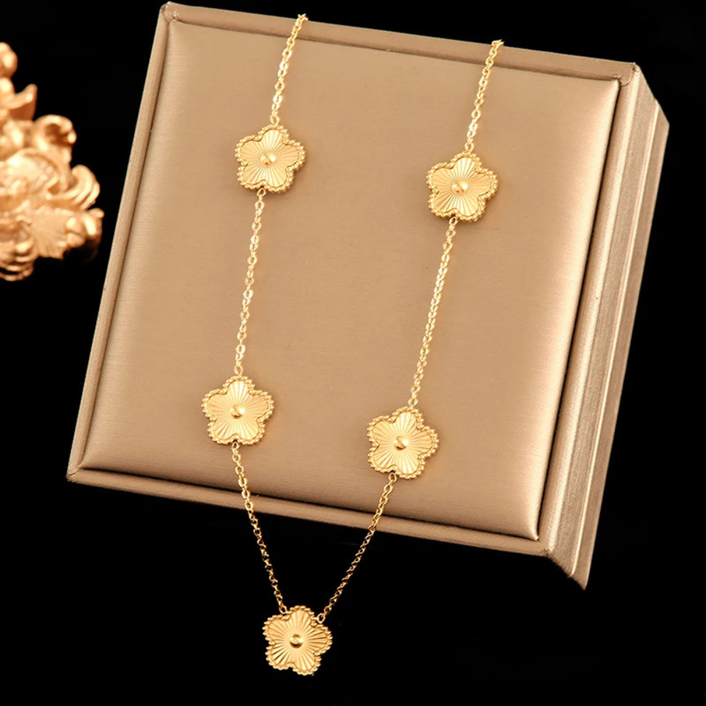 Five Clover Gold Necklace - Image 2