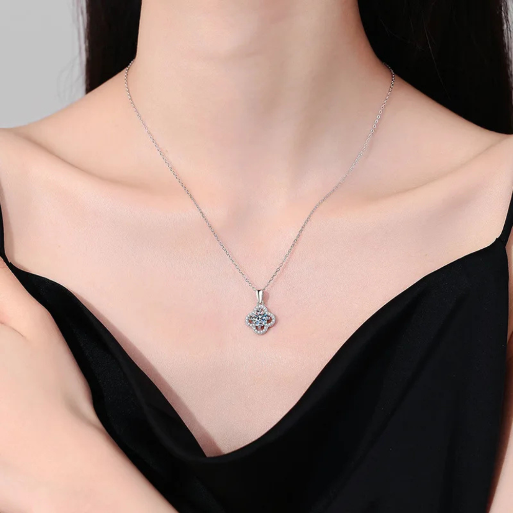 Clover and Solitaire Necklace - Image 2