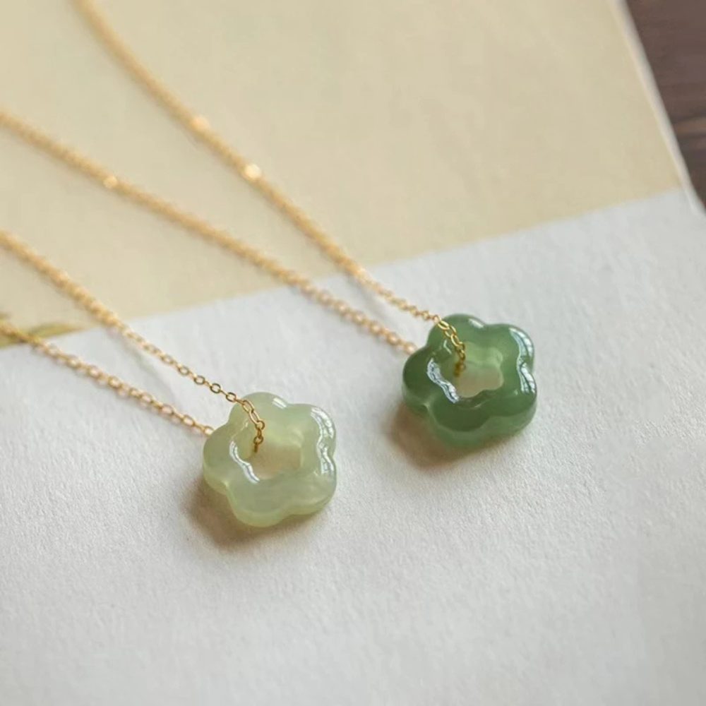 Abstract Clover Necklace - Image 4