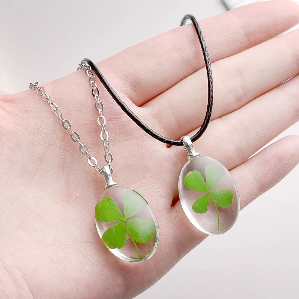 Water Drop Clover Necklace - Image 3
